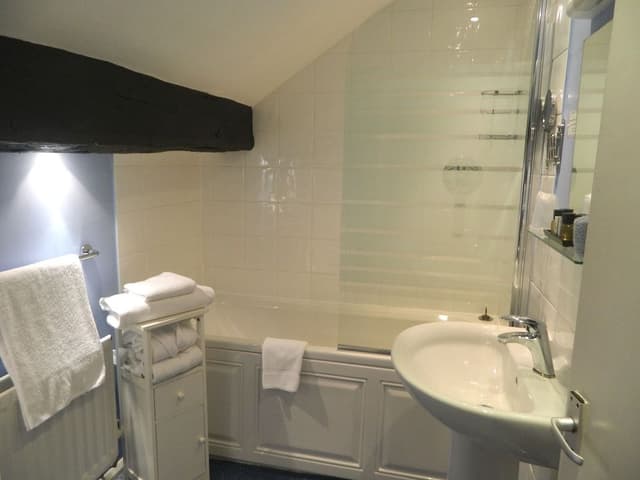 Standard Double Room, 1 Queen Bed