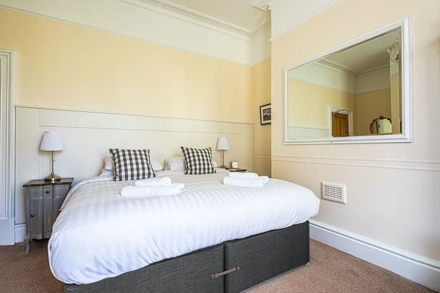 Deluxe Double or Twin Room, Ensuite, Garden View