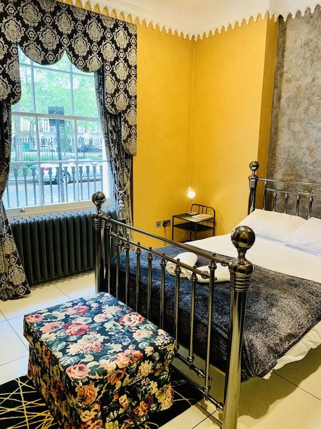 Standard Double Room, Ensuite