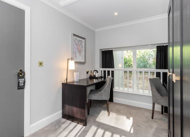 Junior Suite, 1 King Bed