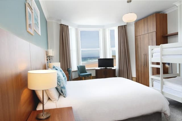 Family Room, Sea View (2 Adults + 2 Children)