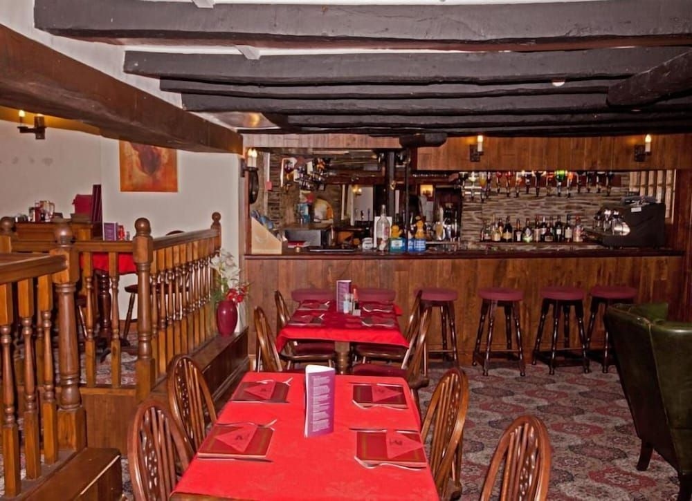 The White Hart Hotel0