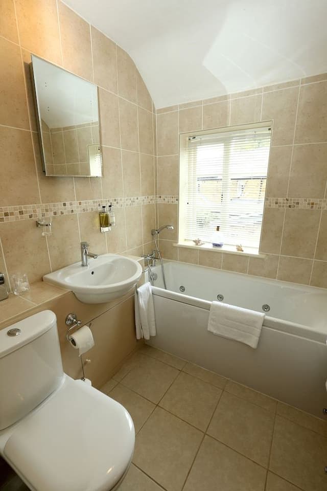 Standard Double Room, Ensuite