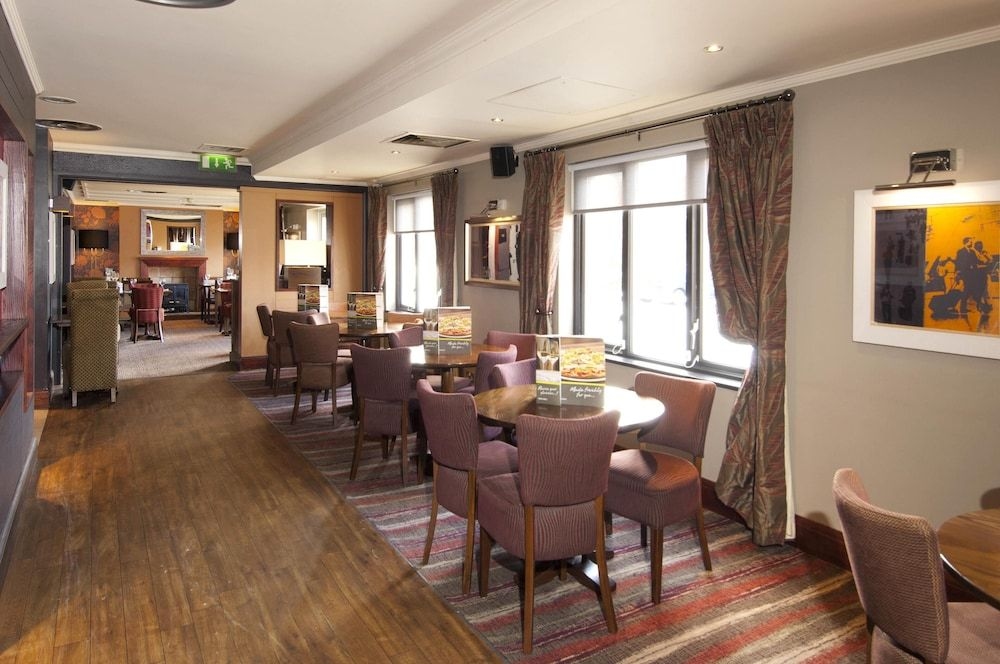 Premier Inn Gatwick Crawley Town West4