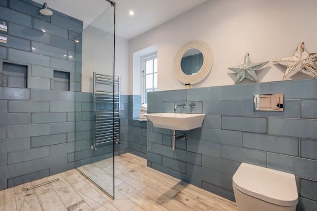 Twin Room, Ensuite
