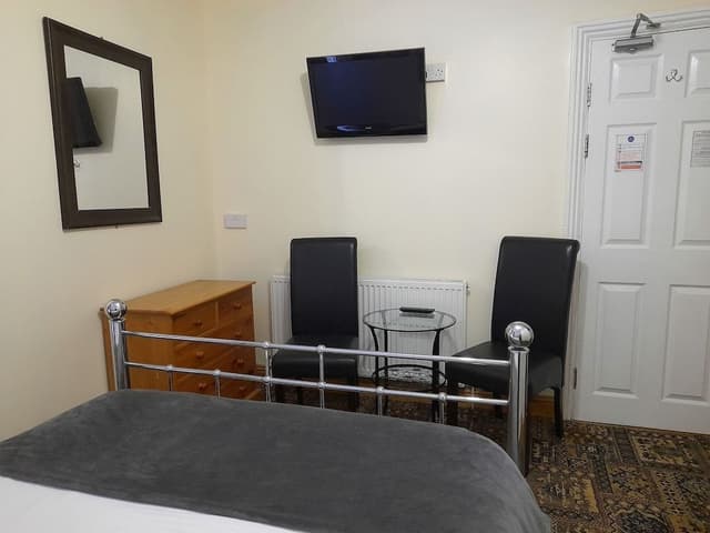 Double Room, Ensuite (Large)