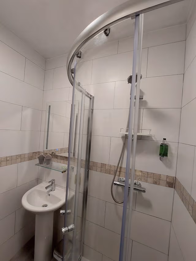 Double or Twin Room (Room 3)
