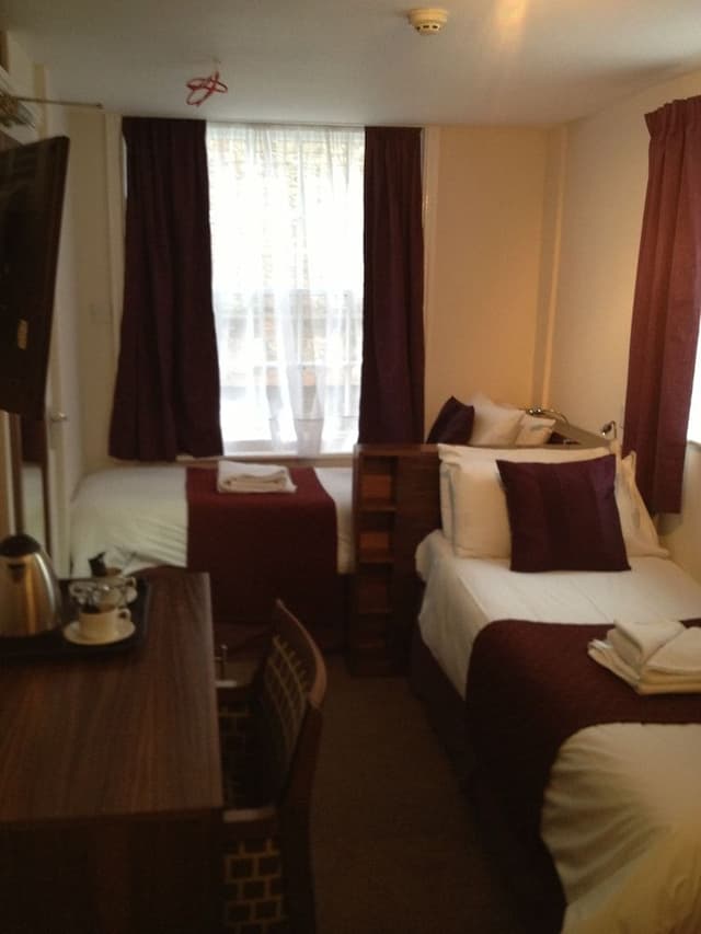 Junior Twin Room, 2 Twin Beds