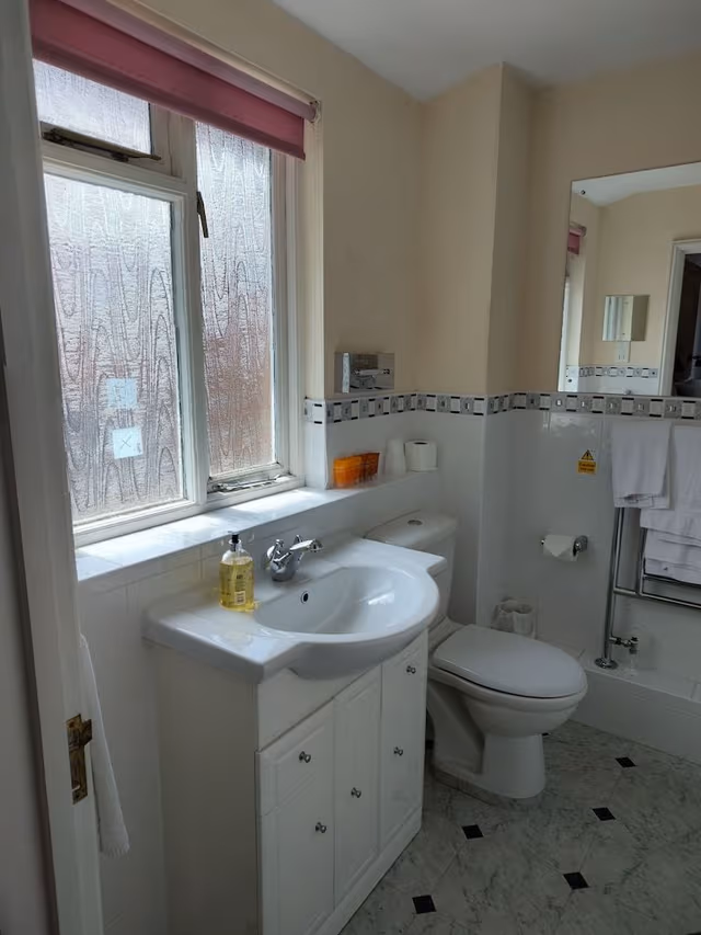 Economy Triple Room, Annex Building