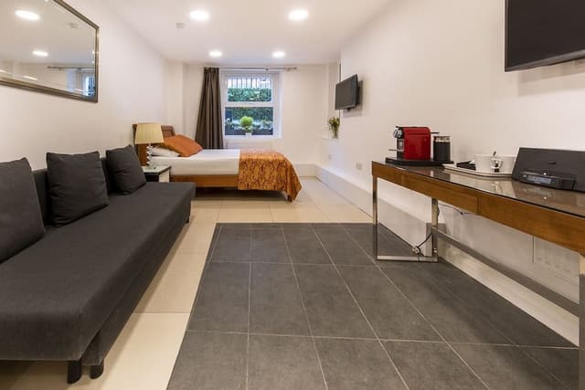 Suite, Ensuite (4 Persons)