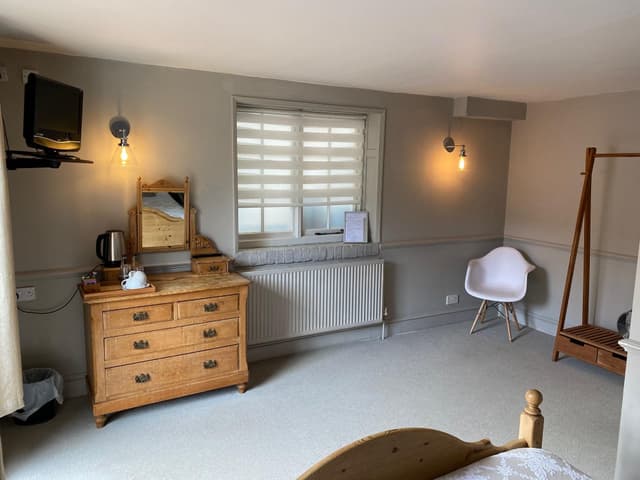 Double room-Classic-Ensuite with Shower-Room 10