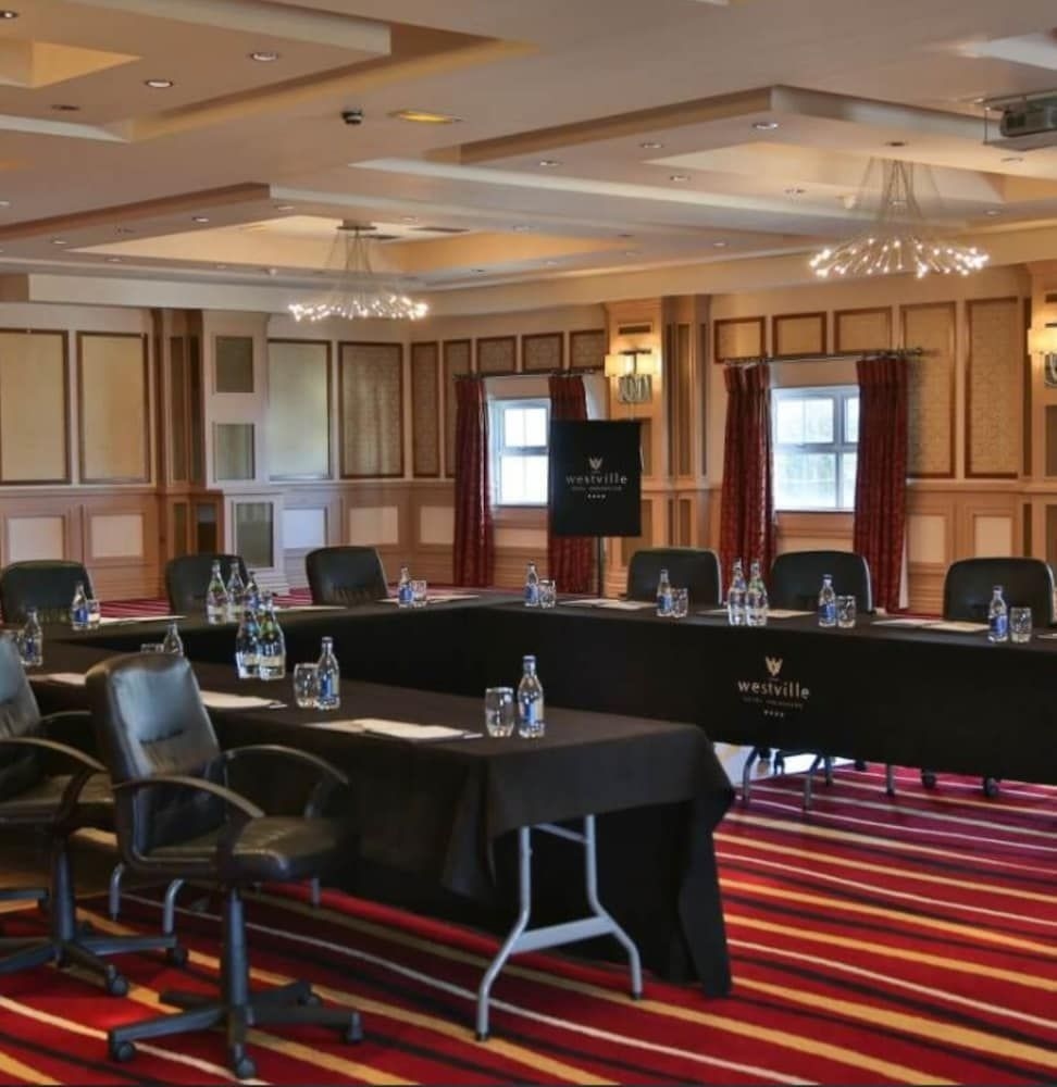 Westville Hotel2