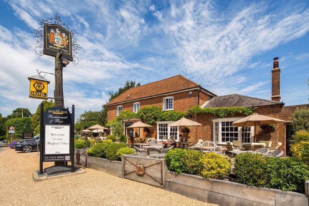 Bedford Arms Hotel3