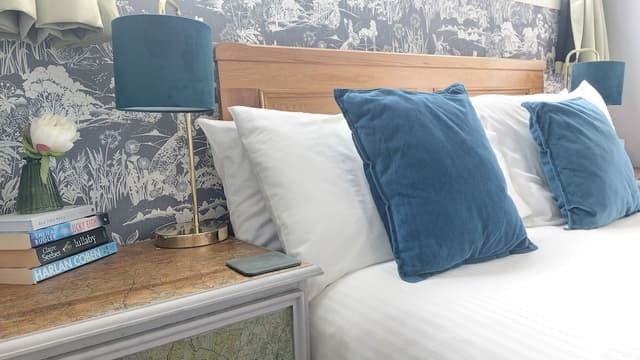 Double Room (Small 2nd Floor)
