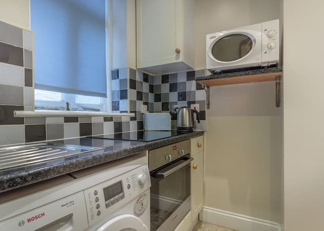 Apartment, Private Bathroom (Standard Studio)