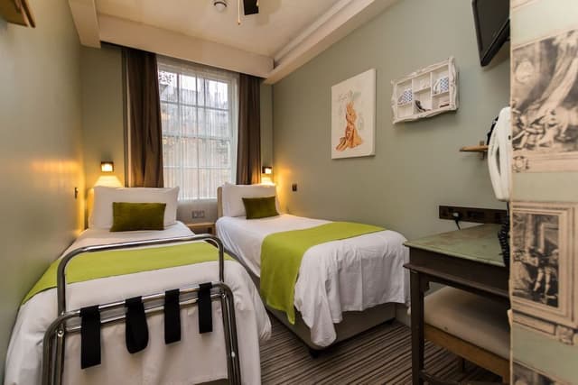 Basic Twin Room, 2 Twin Beds