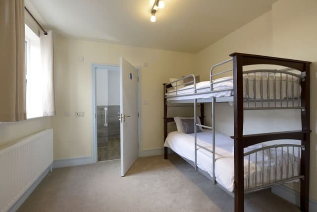Deluxe Family Room, Private Bathroom