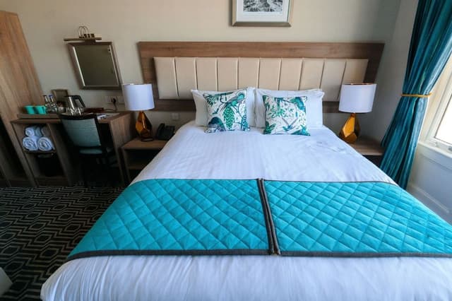 Classic Double or Twin Room, 1 King Bed, Sea View, Sea Facing