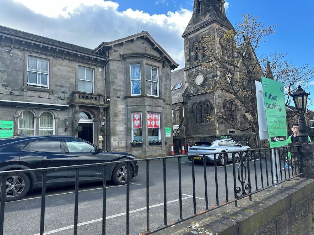 Edinburgh Lodge West End2