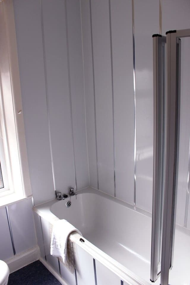Apartment, 1 Bedroom (Apartment 5, First Floor)
