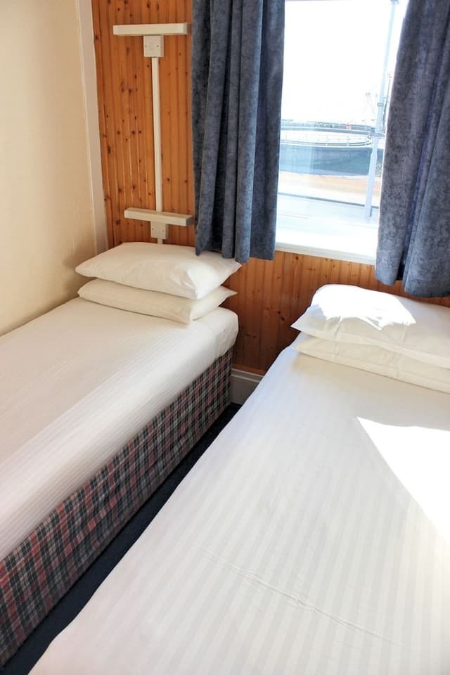 Apartment, 1 Bedroom (Apartment 7, Second Floor)