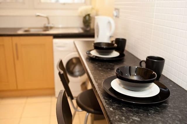 City Apartment, 2 Bedrooms, Kitchen, City View (Sleeps 2)
