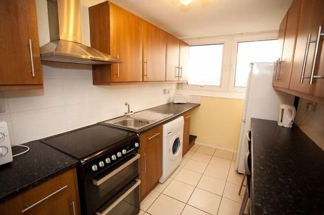City Apartment, 2 Bedrooms, Kitchen, City View (Sleeps 2)