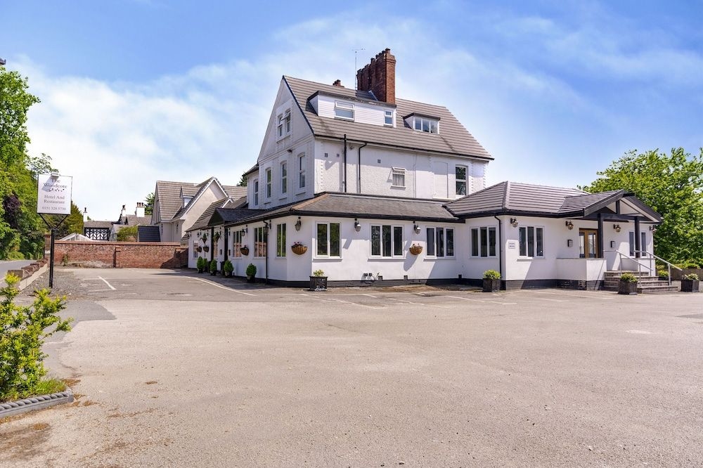 Woodcote House Hotel2