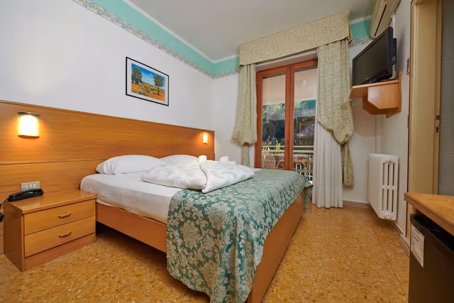 Economy Double Room, 1 Double or 2 Twin Beds, Balcony, Garden View (Lake View or Mountain Side)