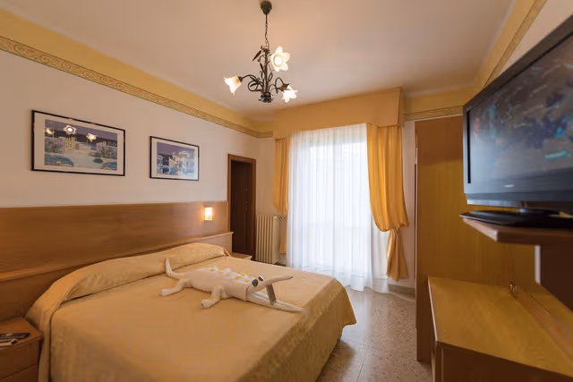 Economy Double Room, 1 Double or 2 Twin Beds, Balcony, Garden View (Lake View or Mountain Side)