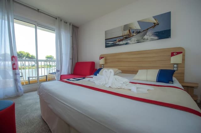 Privilege Room, Sea Side, for 2/3 persons