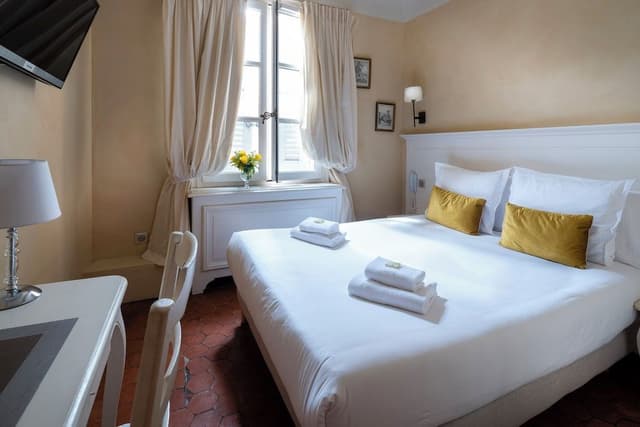 Classic Double Room, 1 Double Bed, Air conditioning, City View