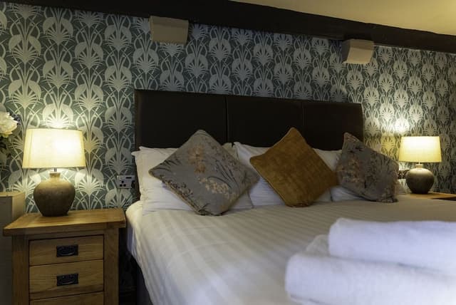 Classic Double Room, Ensuite