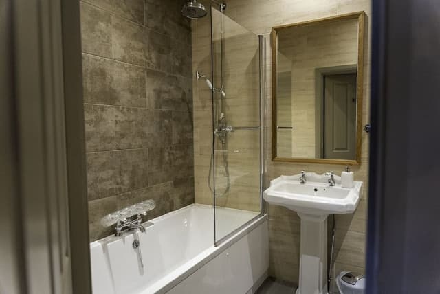 Premium Double Room, Ensuite (Room 6)