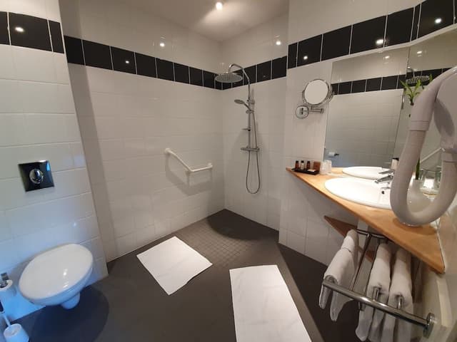 Grand Double Room (Spacieuse 7)