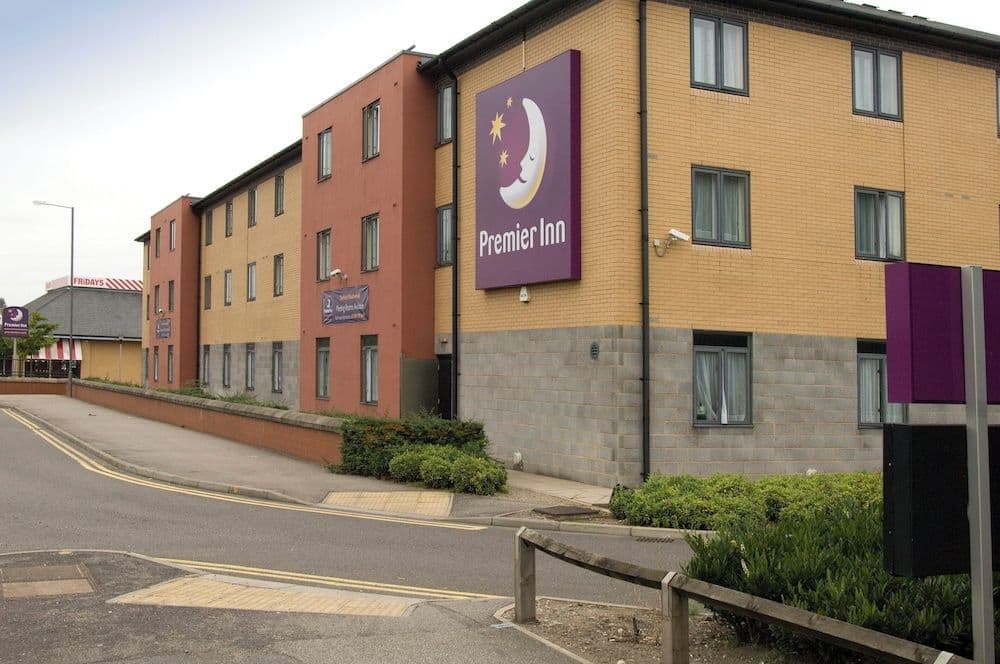 Premier Inn Sheffield Meadowhall Premier Inn Sheffield Meadowhall