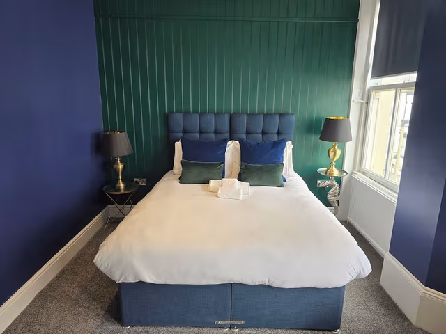 Double Room (Bay View Suite)