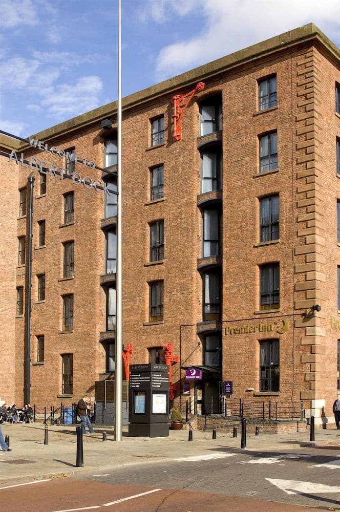 Premier Inn Liverpool Albert Dock Premier Inn Liverpool Albert Dock