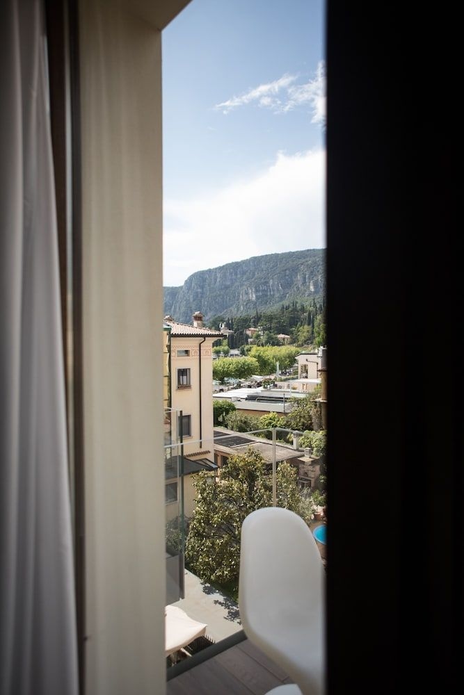 Hotel Miro'0