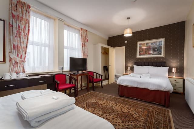 Superior Twin Room