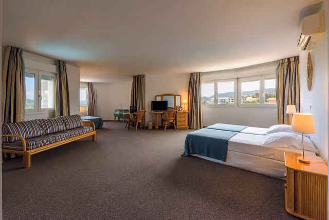 Quadruple Room, Balcony
