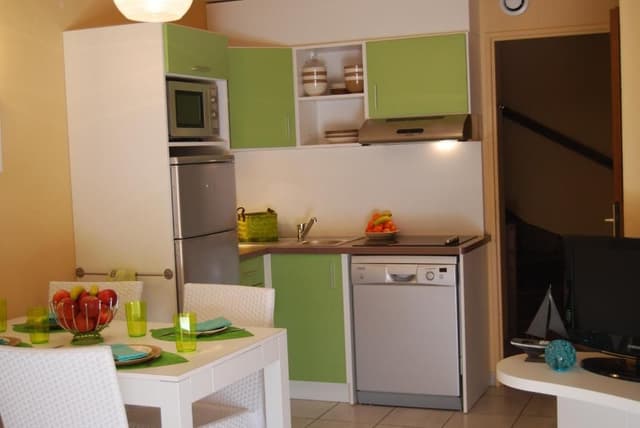 Small Duplex House with Air conditioning (4-6 Adults)