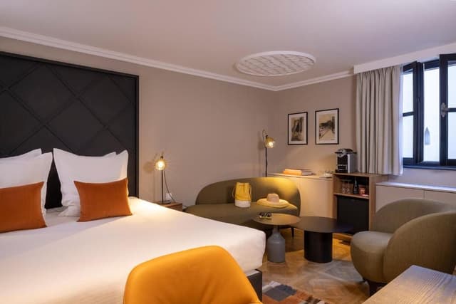 Double Suite