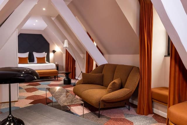 Double Suite