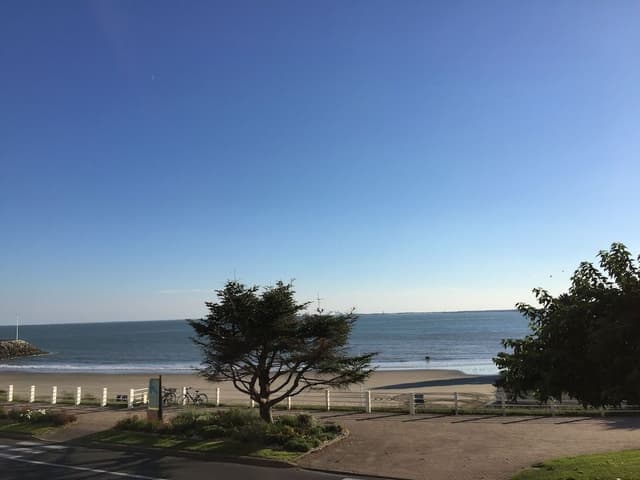 Double Room (Sympathique)