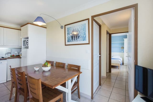 Apartment 6 people - 2 bedrooms - Balcony