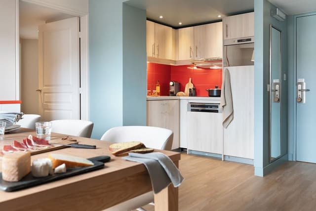 Appartement 6 personnes - 2 chambres - Balcon