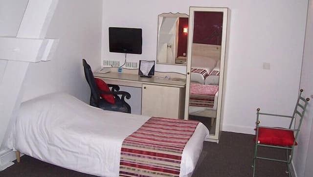 Comfort Triple Room