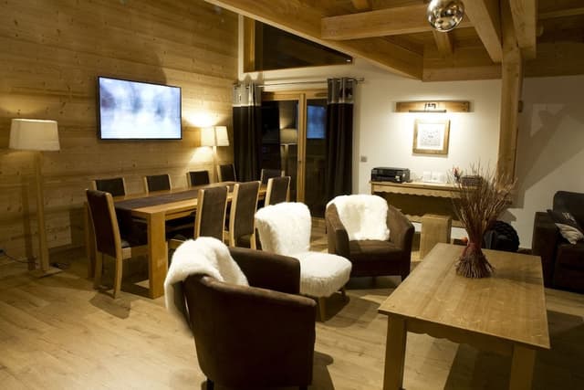 Chalet, Multiple Bedrooms