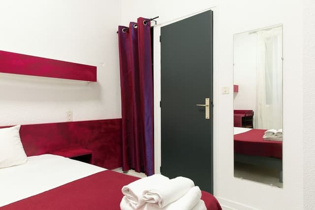 Basic Single Room, Non Smoking